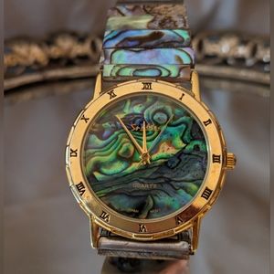 Vintage Spaltec Womens Abalone Shell Expandable Bracelet Japan Quartz Watch